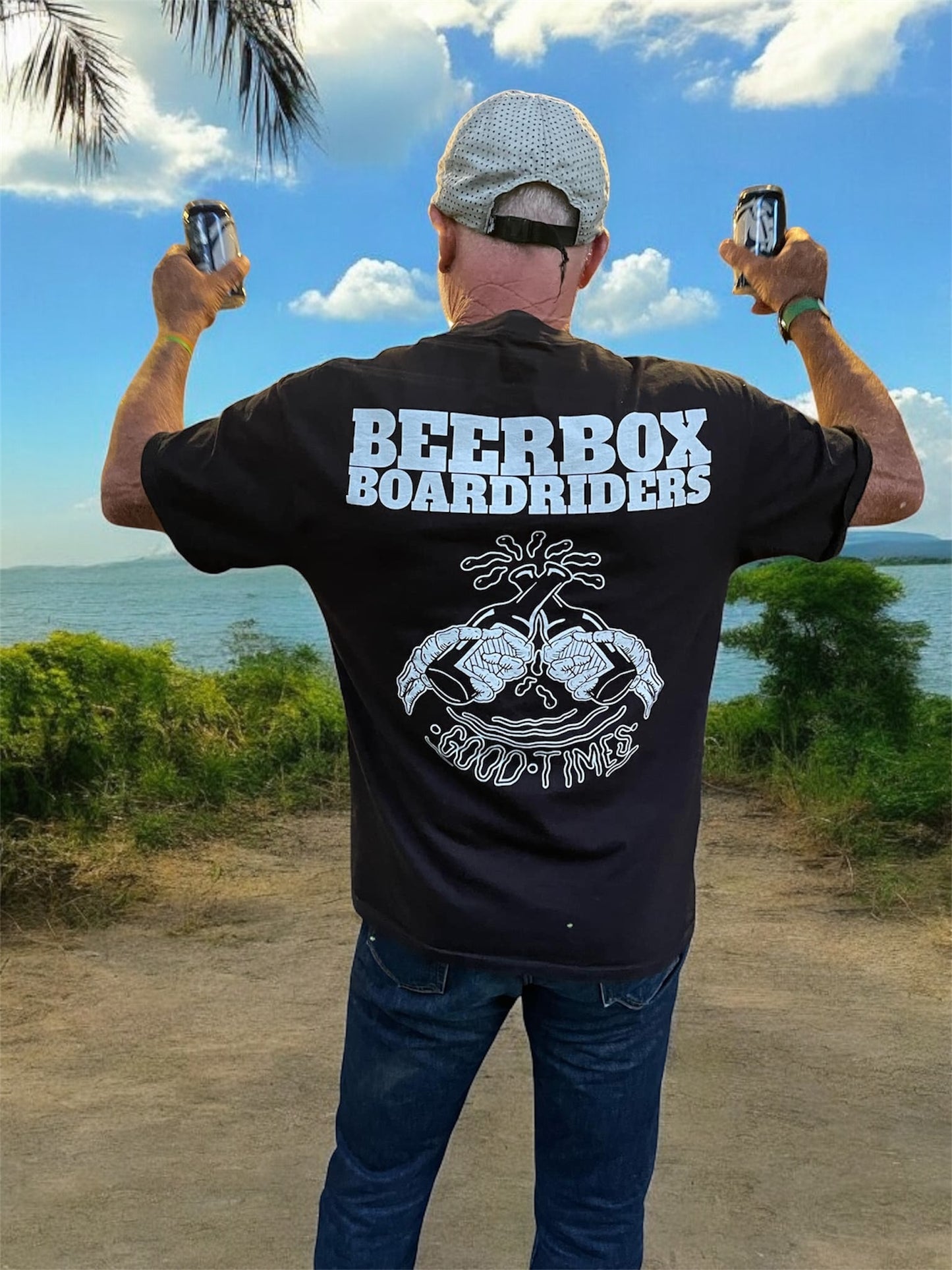 Beerbox boardriders Cheers T-shirt